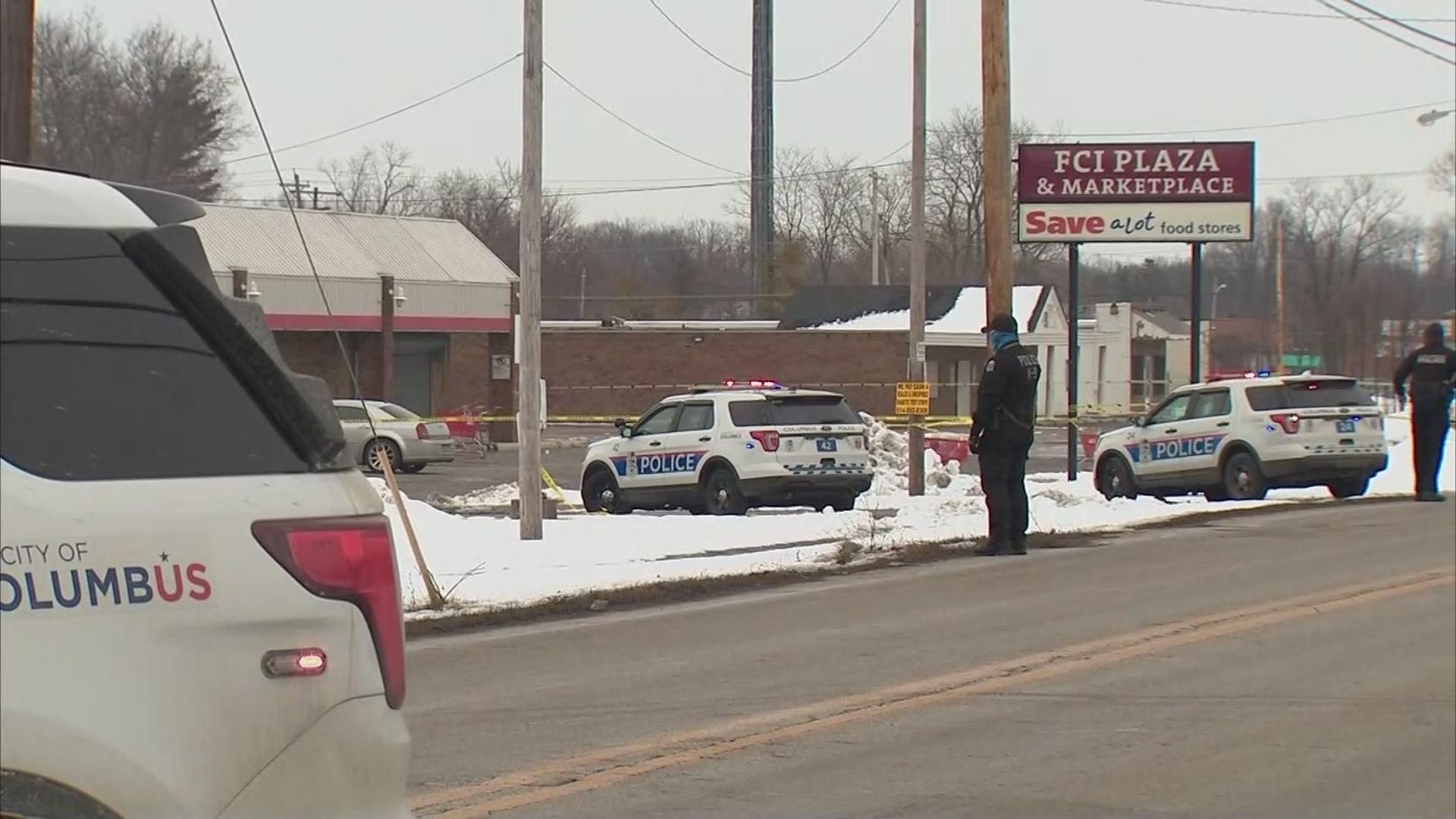 Police were called to the Save-A-Lot on Mock Road around 2:50 p.m. Sunday.