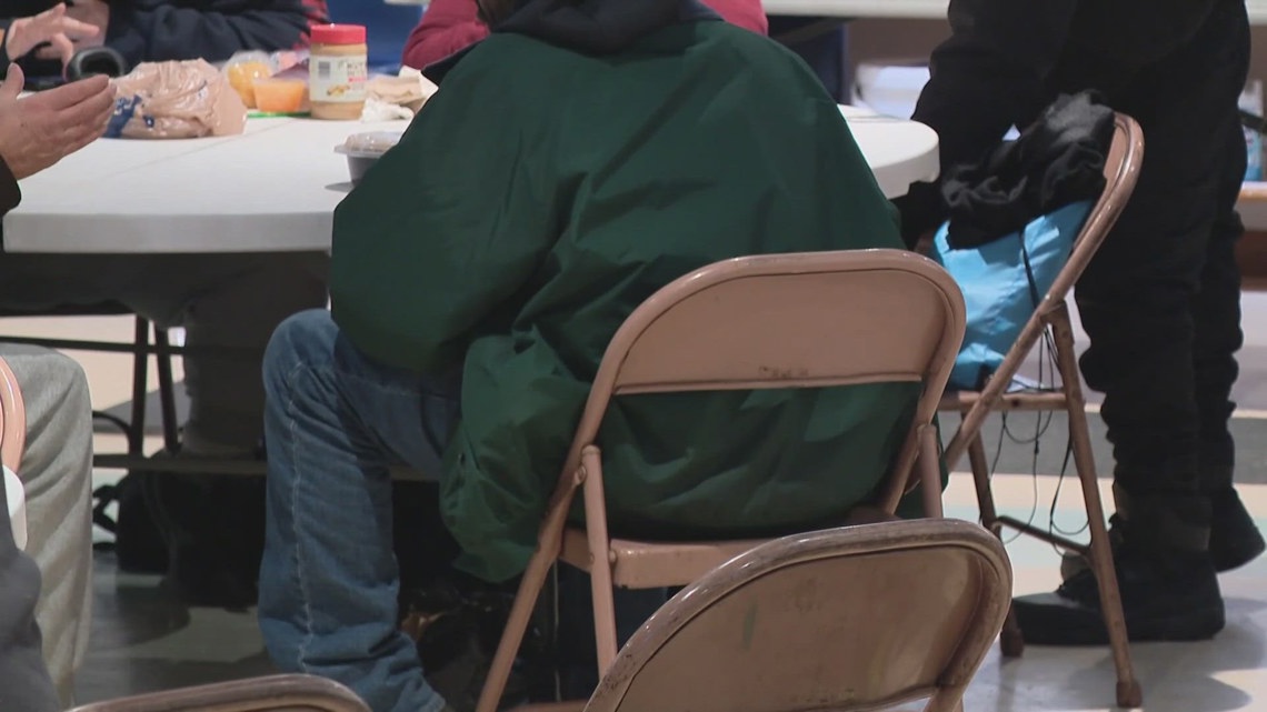 Warming center capacity in central Ohio expanding for winter storm