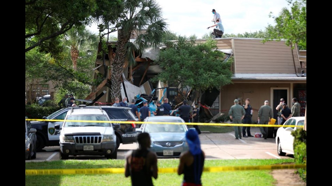 1 Houston Police Officer Killed, 1 Injured In Helicopter Crash | 10tv.com