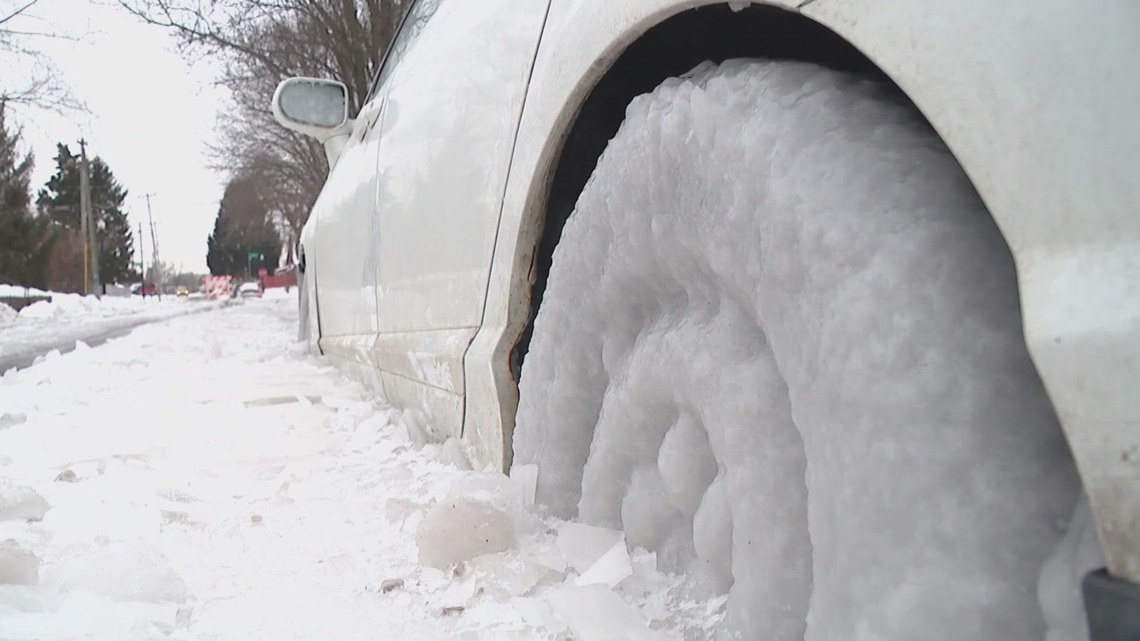 Columbus water main breaks leave some cars frozen in place