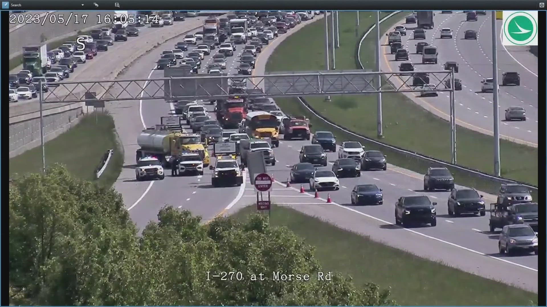 Traffic is stopped on Morse Road and slowed down on Interstate 270 due to a gas leak.