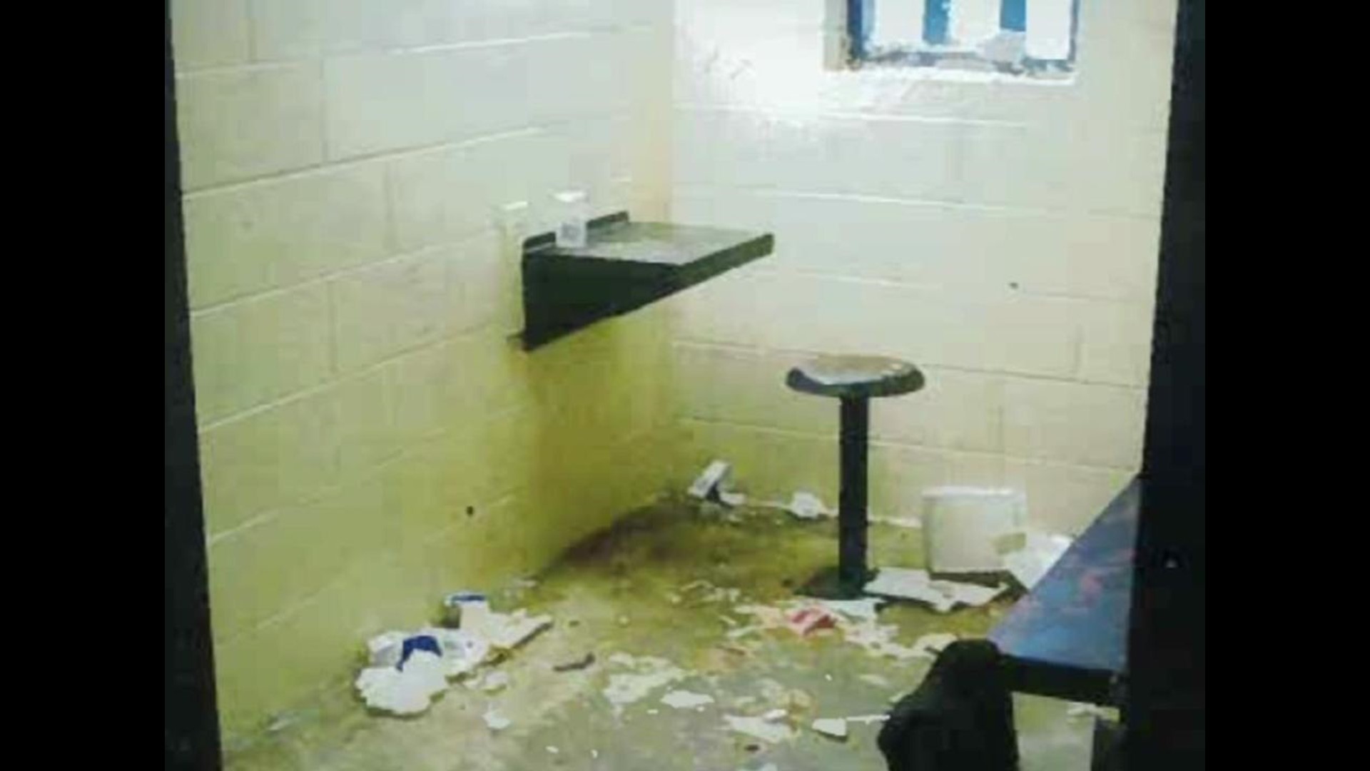 Family Claims Filthy Jail Cell Led To Man's Death Behind Bars