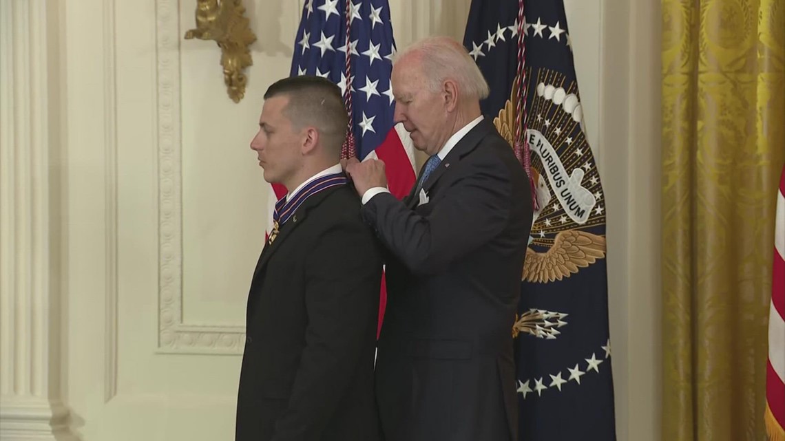Former Perry County deputy awarded Medal of Valor - Vimarsana News