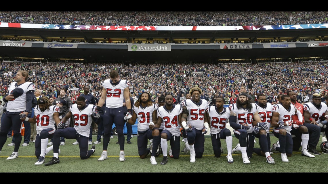 Most Texans kneel during anthem after owner's comments