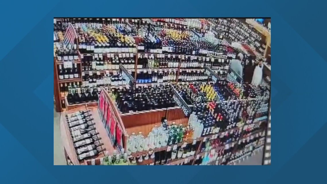 Woman caught on video throwing wine bottles at Giant Eagle employee