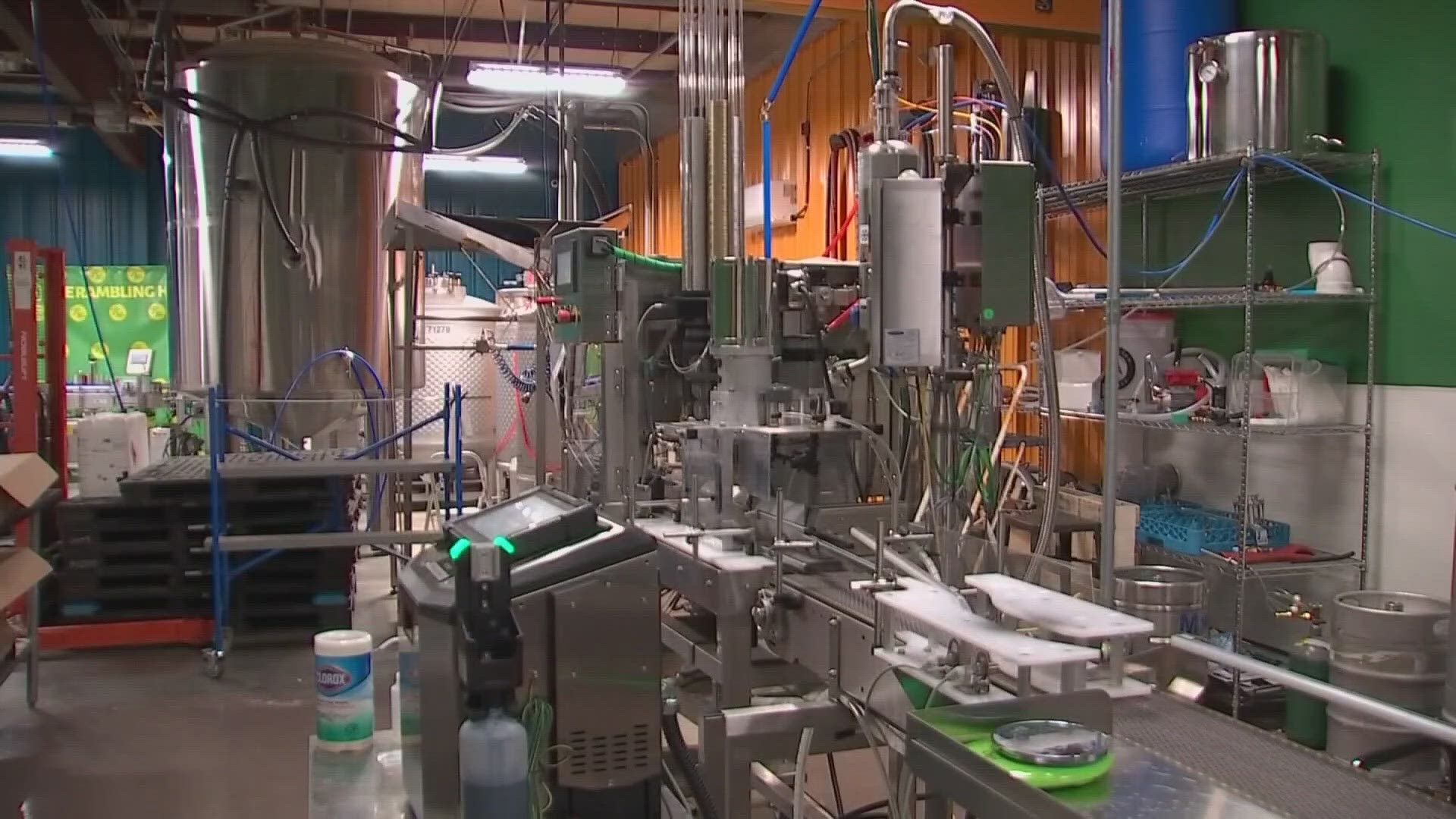 10tv.com - Megan Henry (Ohio Capital Journal) - New Ohio law banning intoxicating hemp products, THC and CBD beverages takes effect