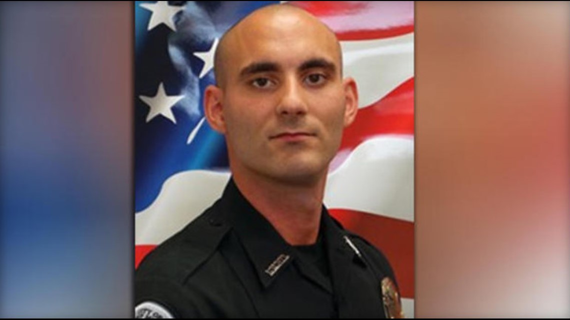 Florida police officer dies a week after being shot | 10tv.com