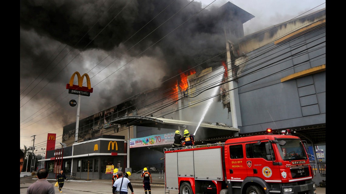 Fire Hits Philippine Mall; 2 Dozen Employees Feared Trapped | 10tv.com