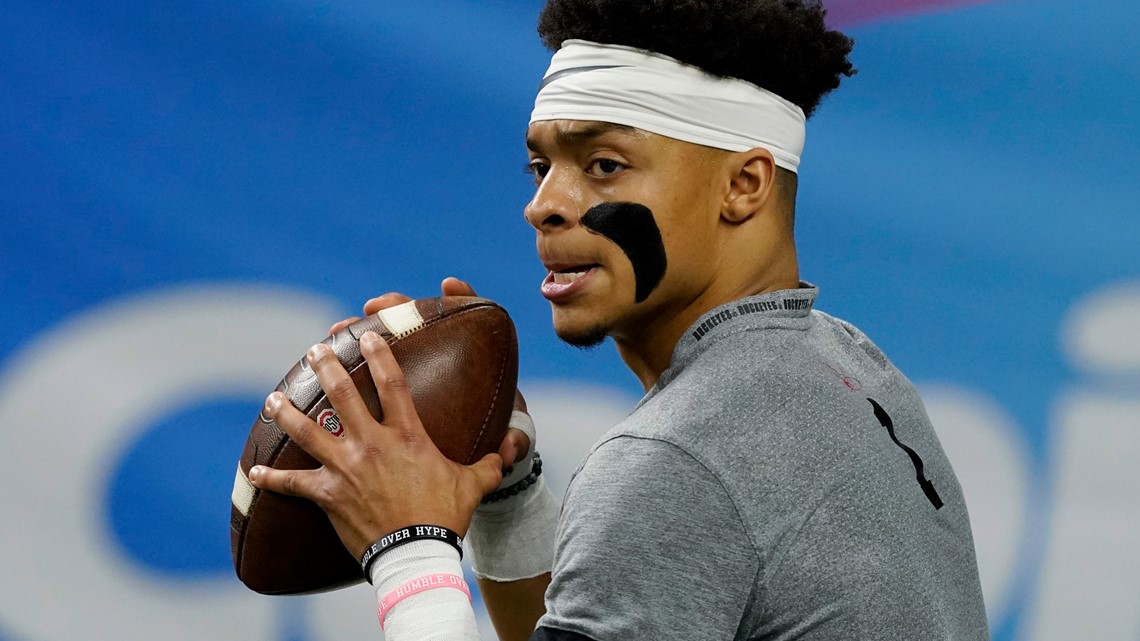 Bears QB Justin Fields graduates from Ohio State