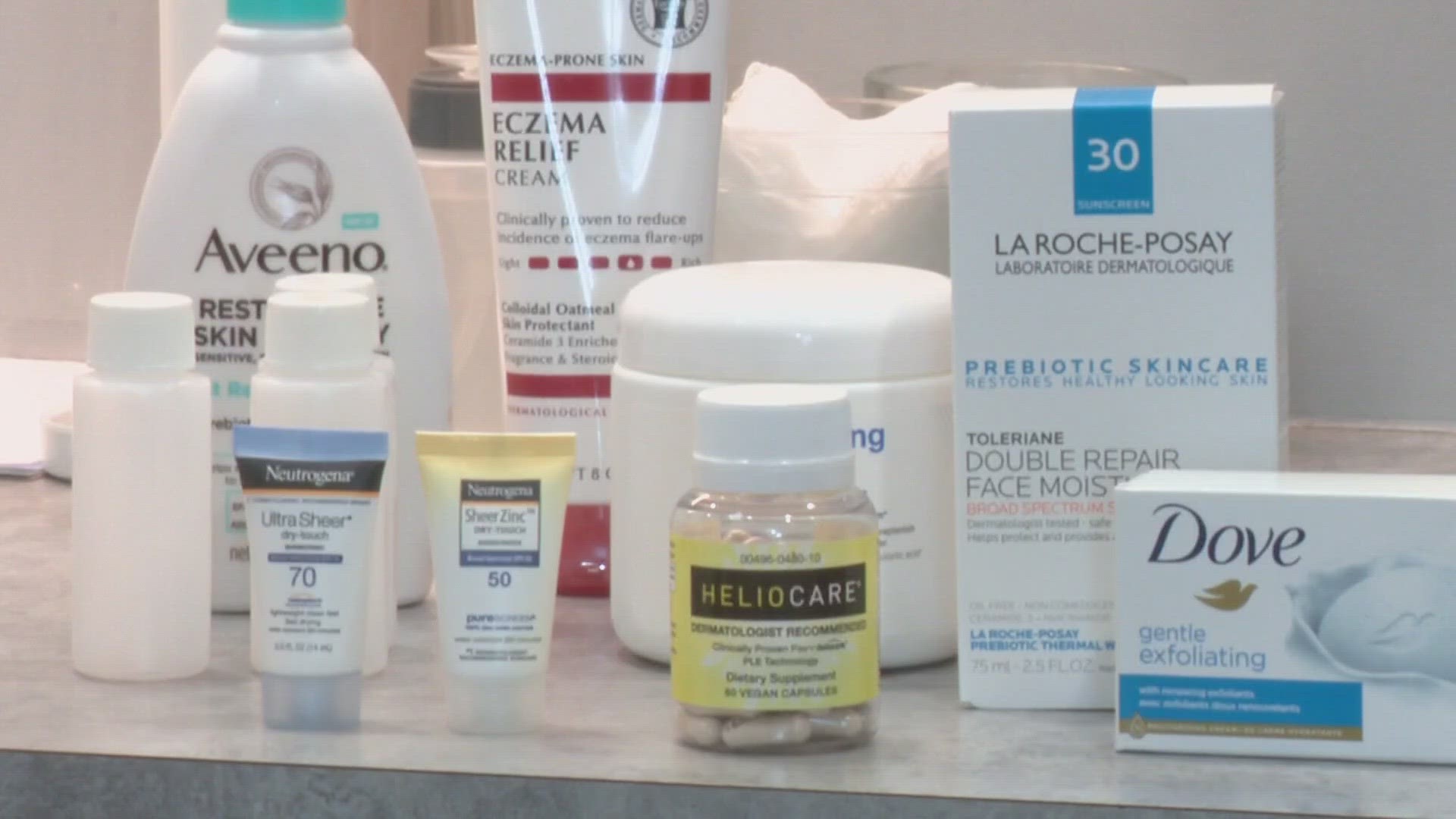 Tracy Townsend spoke with medical experts on how to keep our skin healthy and hydrated while soaking in the sun.