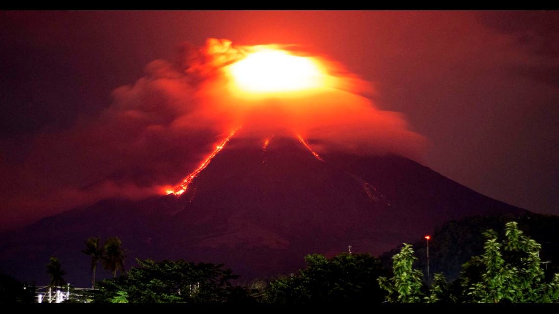 Philippine Volcano Explodes Authorities Raise Alert Level 7316