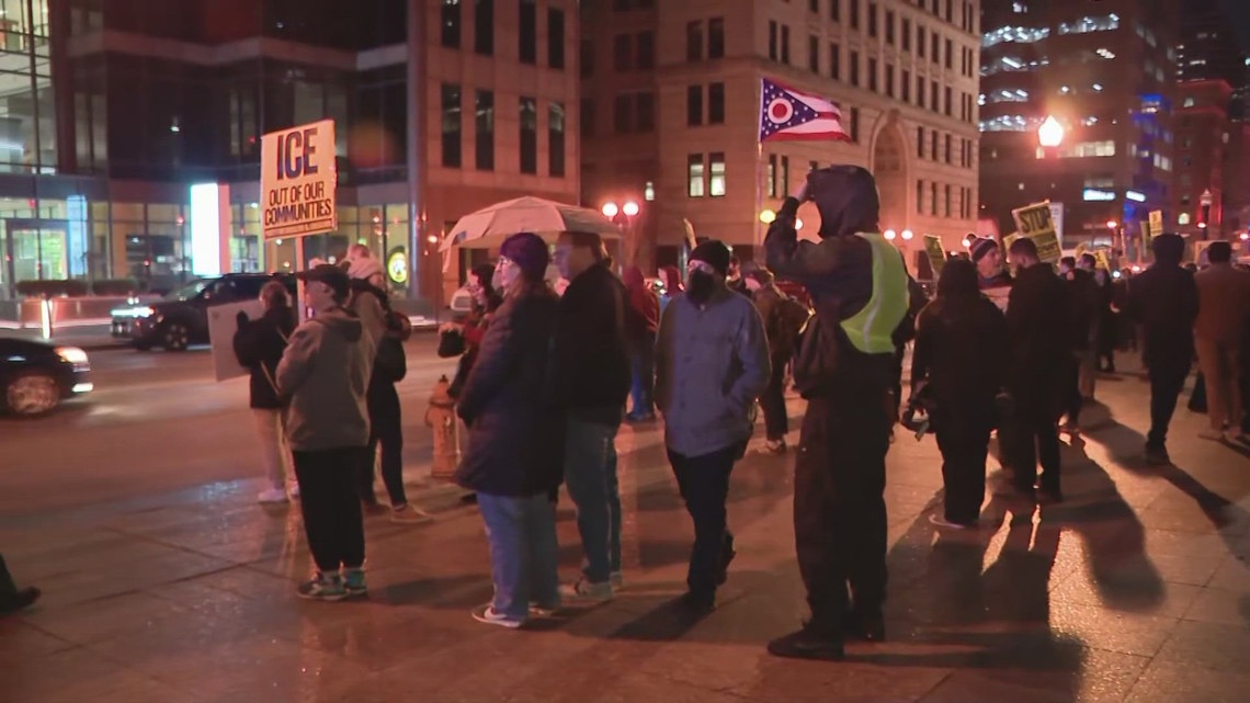 Protests continue at Ohio Statehouse after fatal ICE shooting in Minneapolis