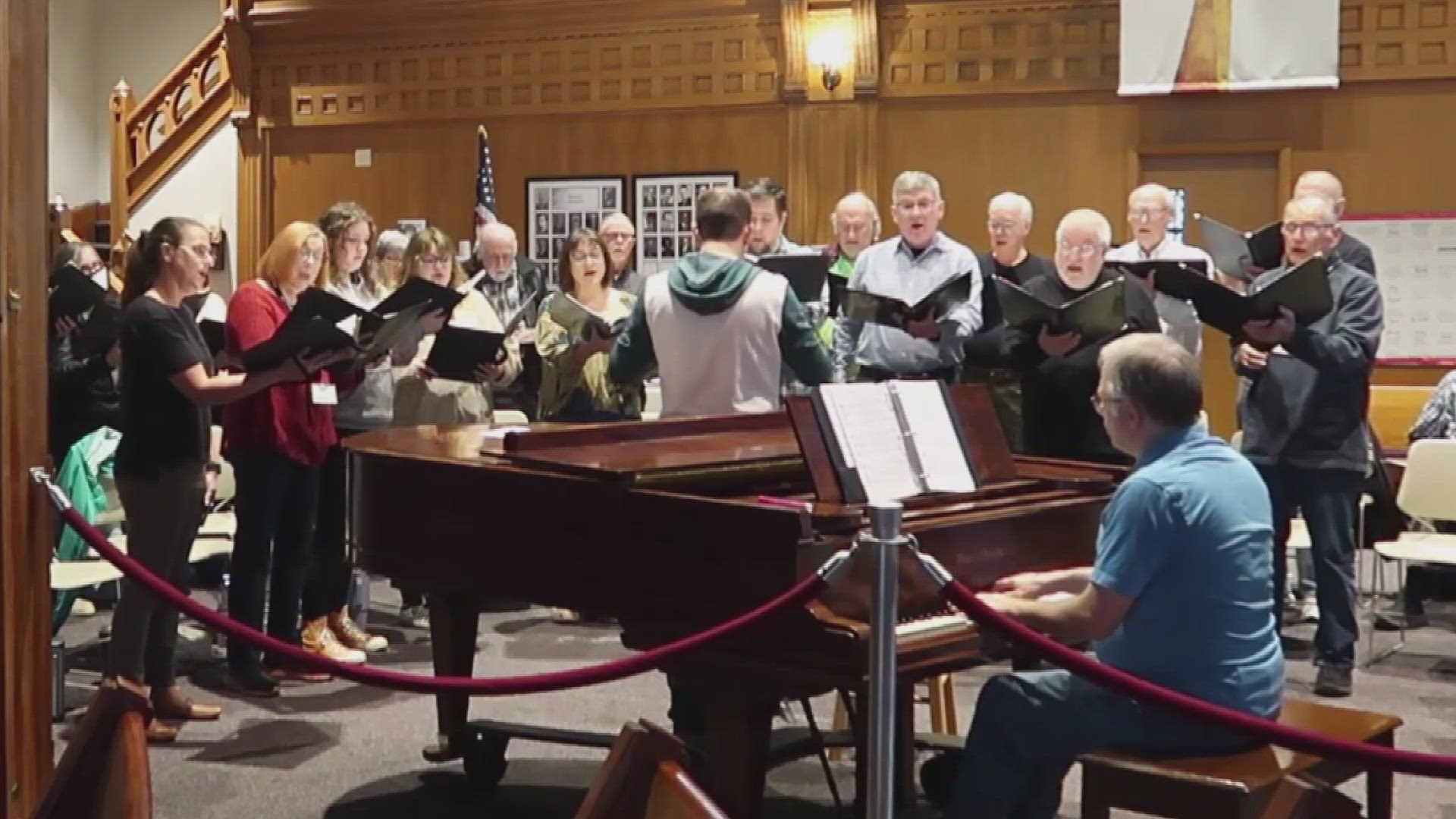 10tv.com - JONATHAN LANDRUM Jr. - Dave Chappelle helps keep Ohio radio station rooted in hometown with renovated building