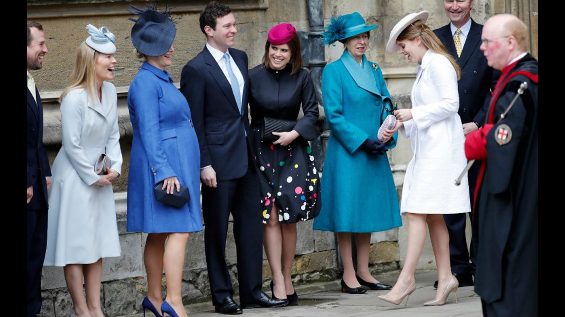 Queen Elizabeth II, royal family attend Easter service