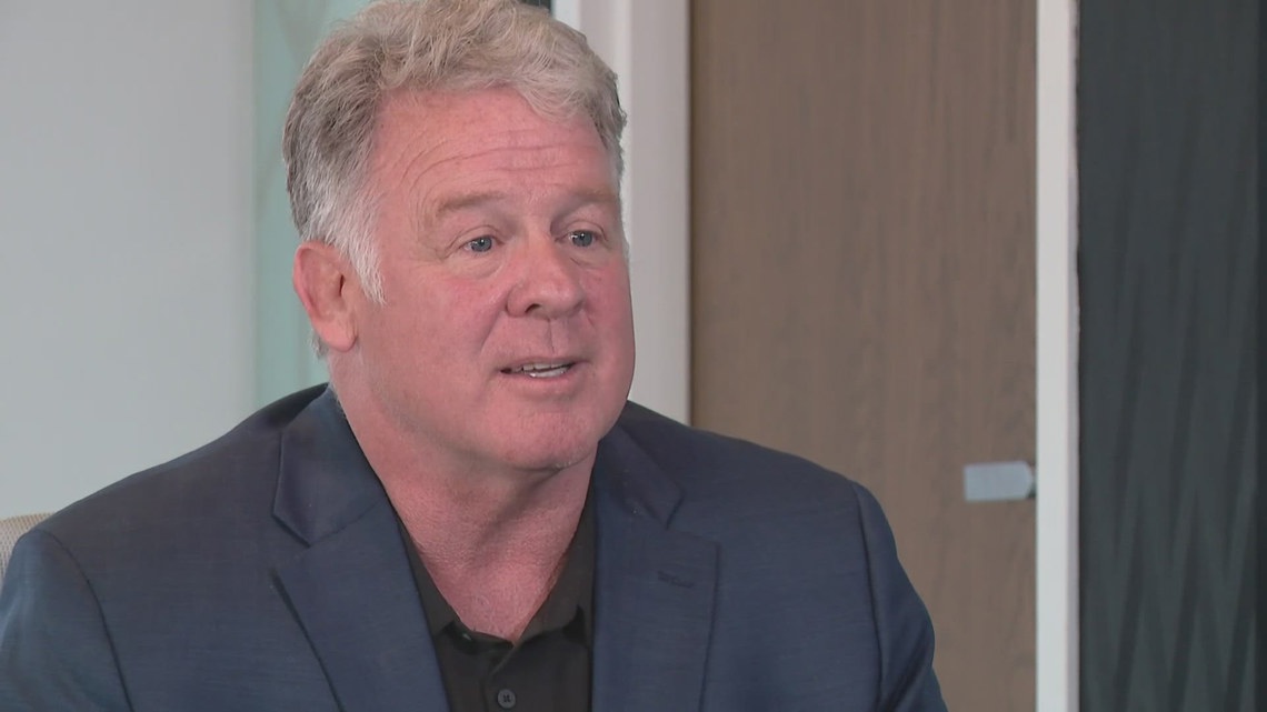 Former Columbus fire chief speaks out on abuse allegations against Richard Strauss
