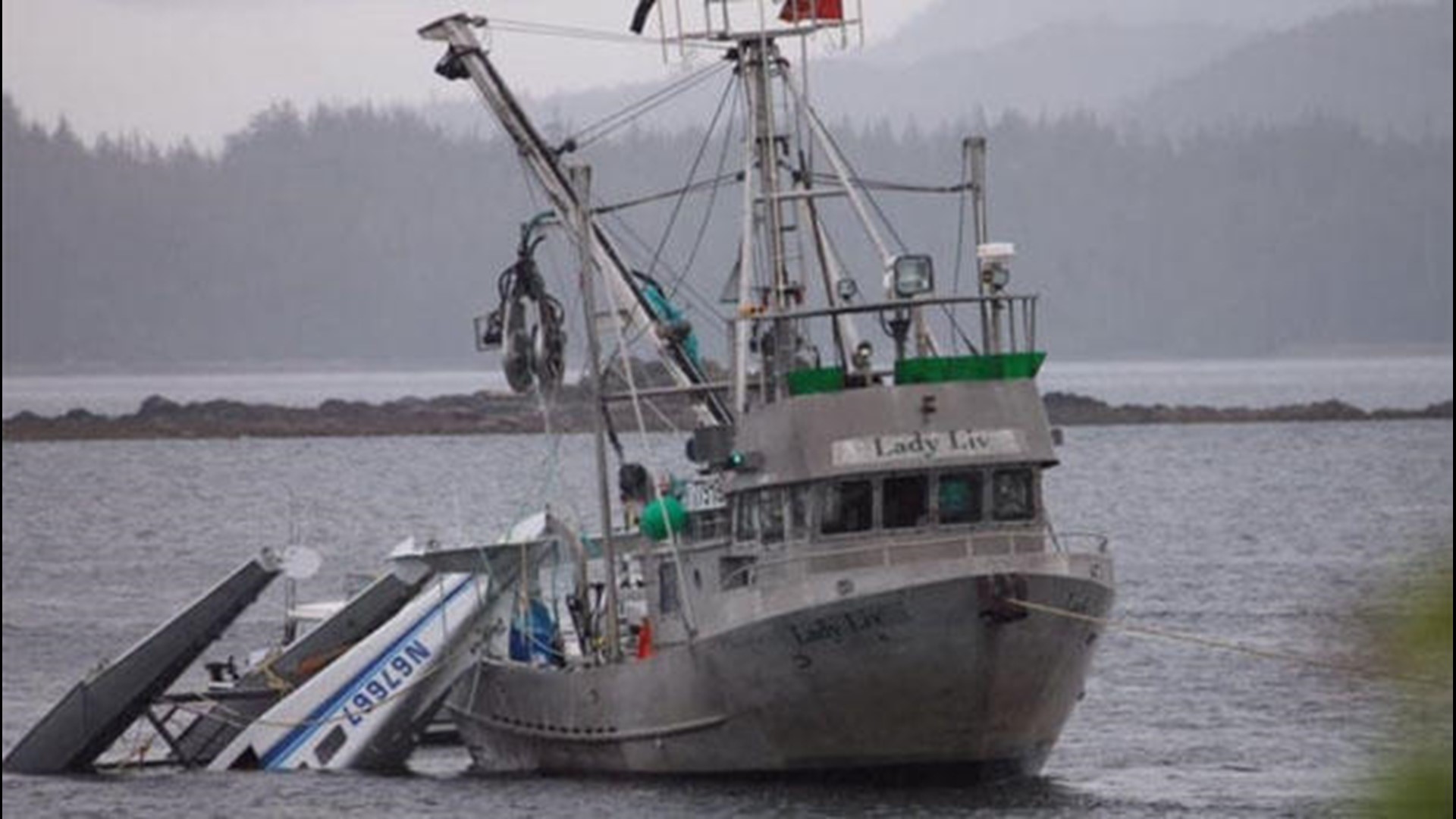 Alaska small plane crash kills 2 a week after a deadly midair