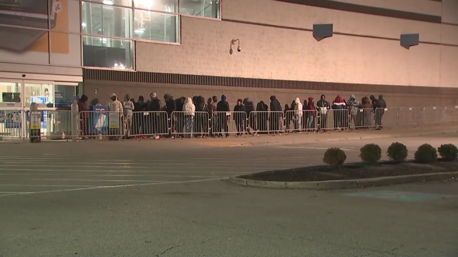 One of the stores opening early this year was Best Buy, opening it's doors at 6 a.m.
