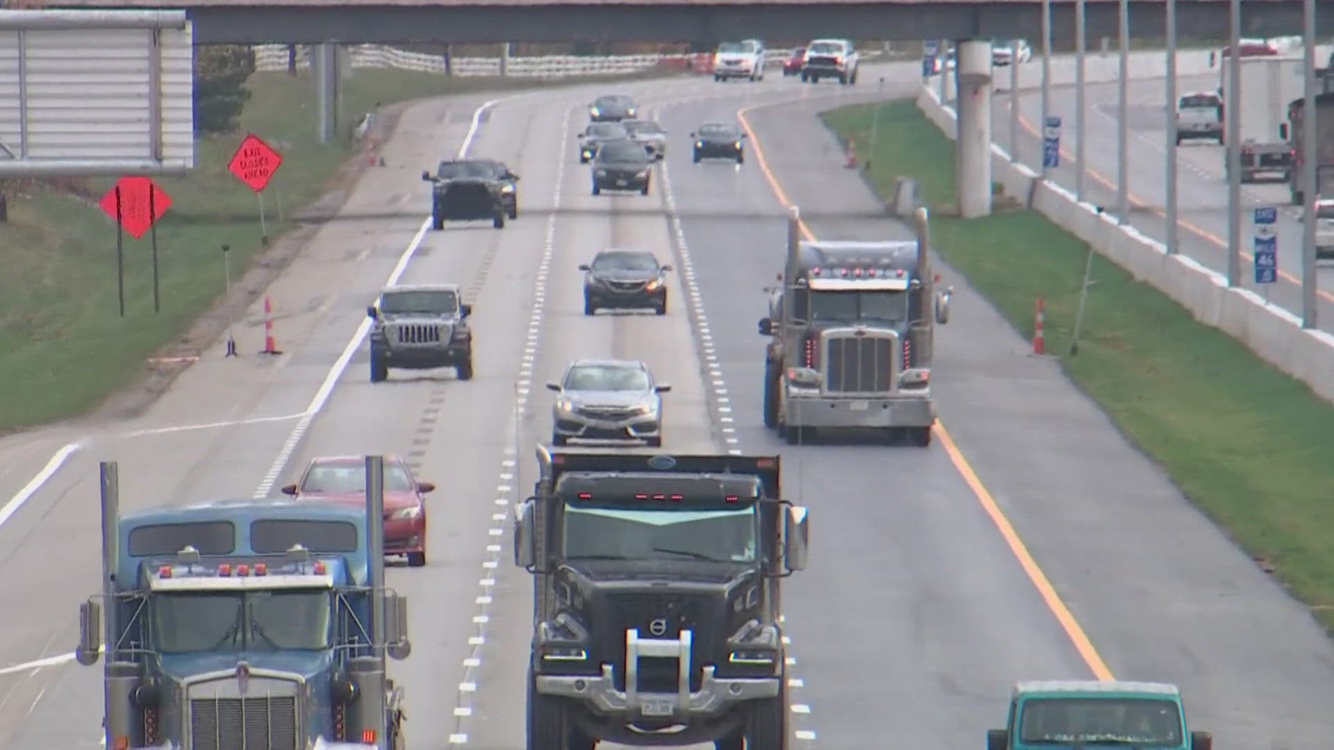 The heavily traveled road is now six lanes between Interstate 270 and U.S. 62 near New Albany.