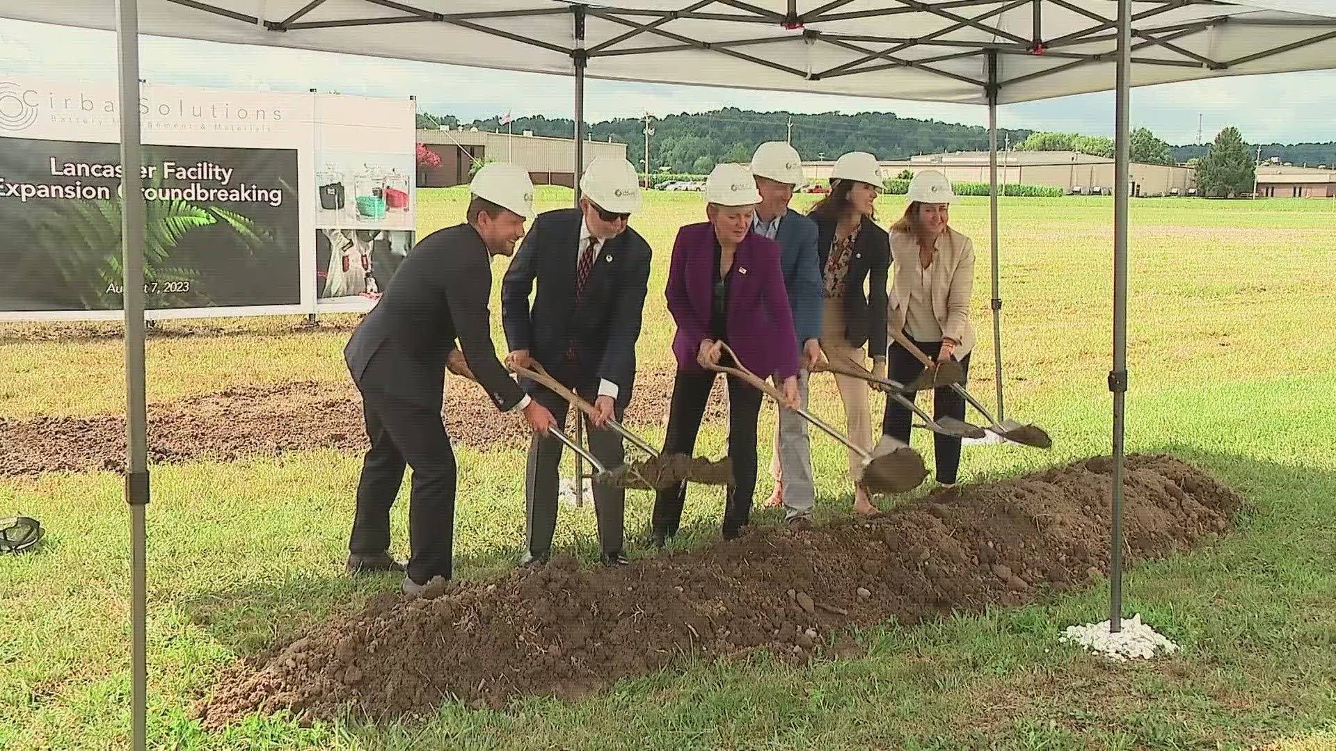 The new building will be a $250 million investment in electric vehicle batteries in central Ohio.