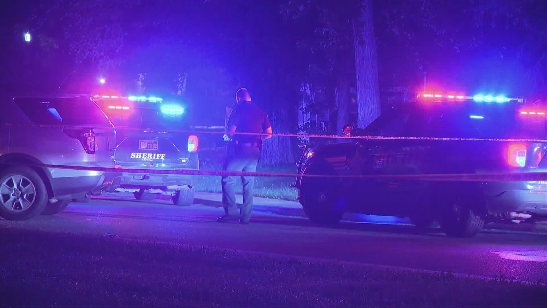 1 dead following Lancaster mobile home shooting