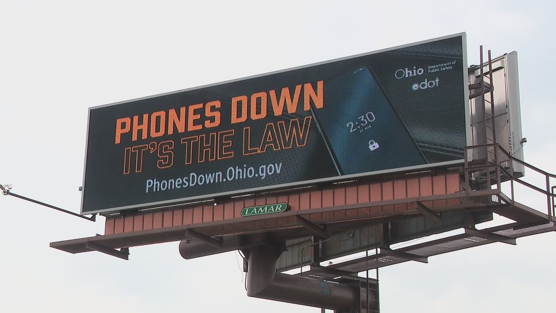 Beginning Thursday, law enforcement will start issuing citations for violating Ohio's Distracted Driving Law.