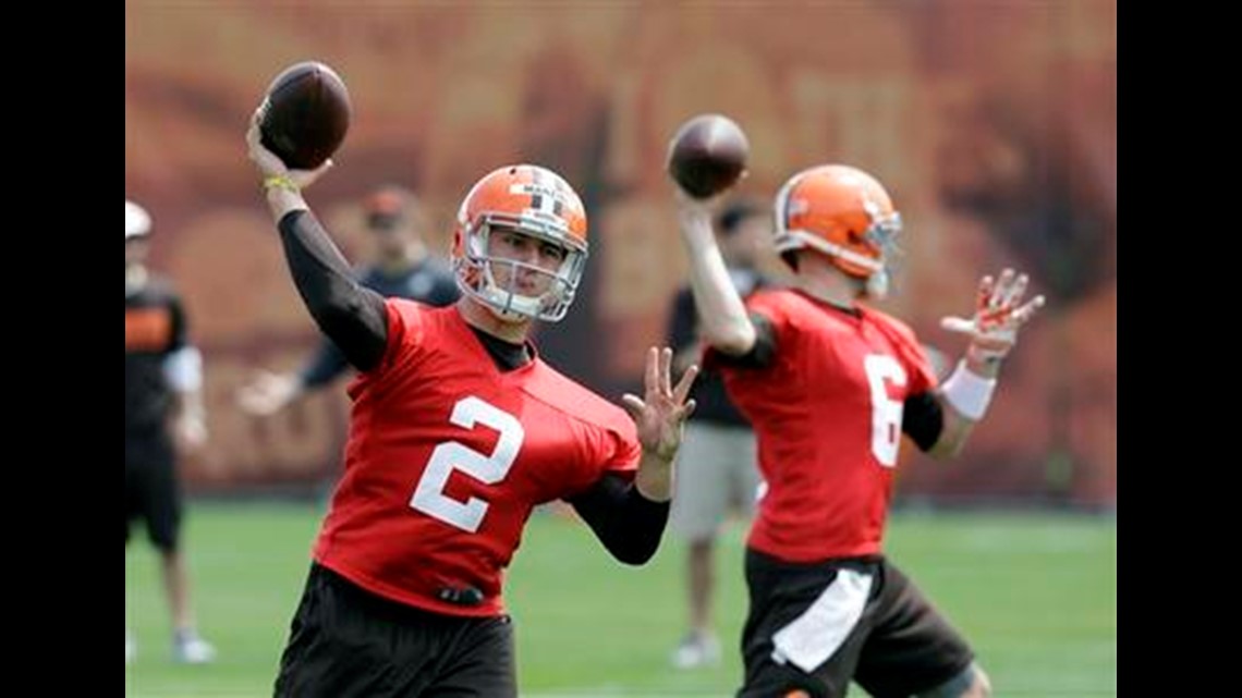 Watch: Johnny Manziel's obscene gesture taints Browns' loss to Redskins