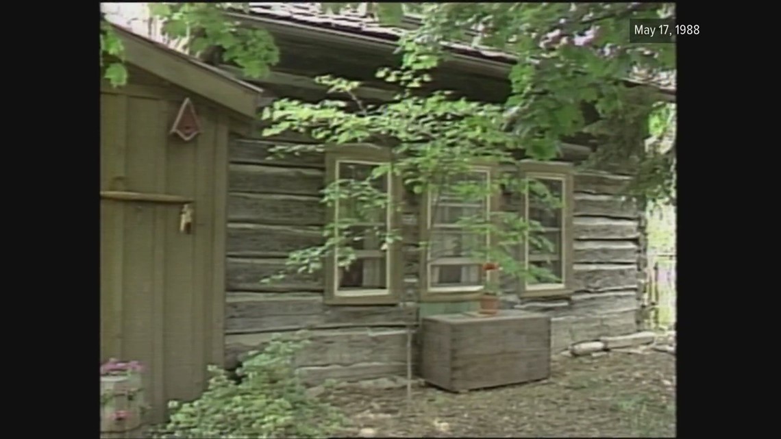 Tapes of 10 A tour of historic Clintonville log cabin