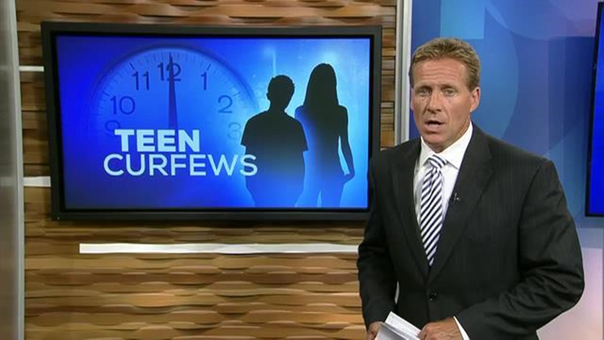 Summer teen curfew laws