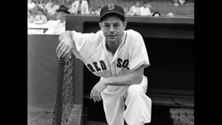 Dom DiMaggio, Red Sox All-Star and Joe's Kid Brother, Dies at 92 - The New  York Times