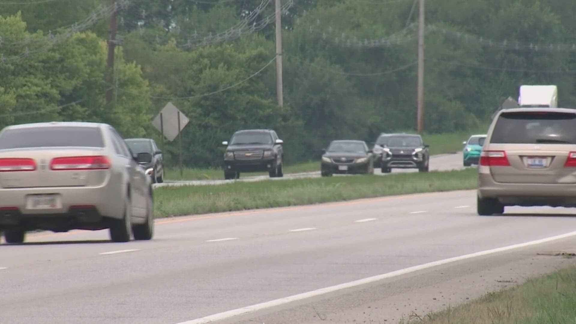 The Columbus Division of Police identified the suspect who was fatally shot when he reportedly charged at an officer with a broken bottle in south Columbus.