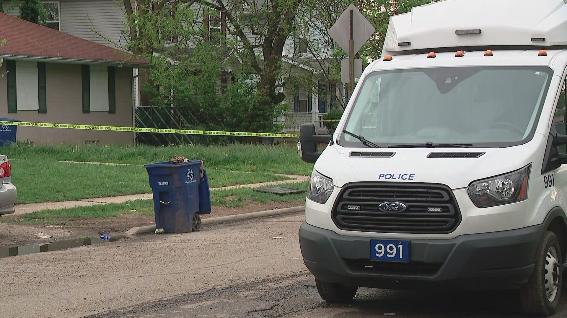 Columbus police investigate the death of a woman found unconscious in South Linden.