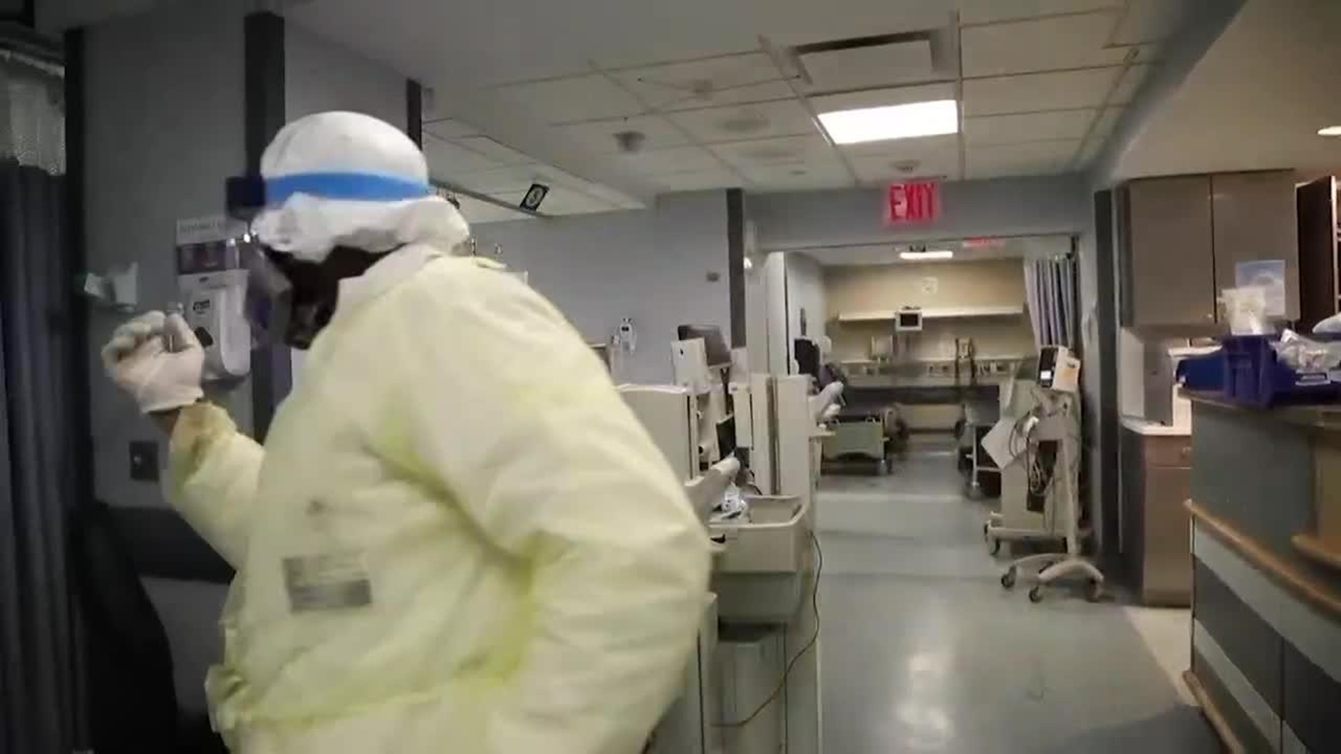 Here's what it's like inside a New York emergency room treating COVID-19