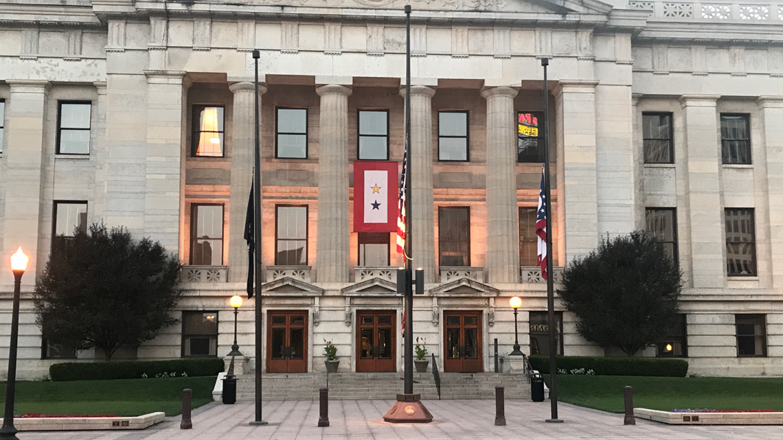 DeWine orders flags to halfstaff honoring Nelsonville police officer