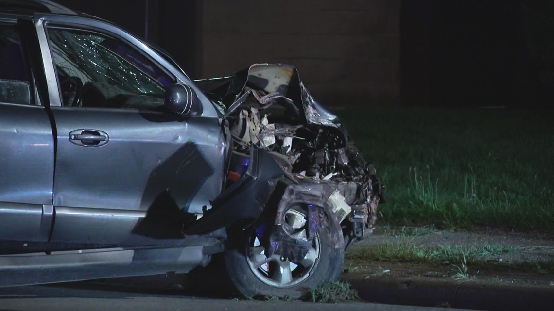 Police 5 injured in South Linden crash