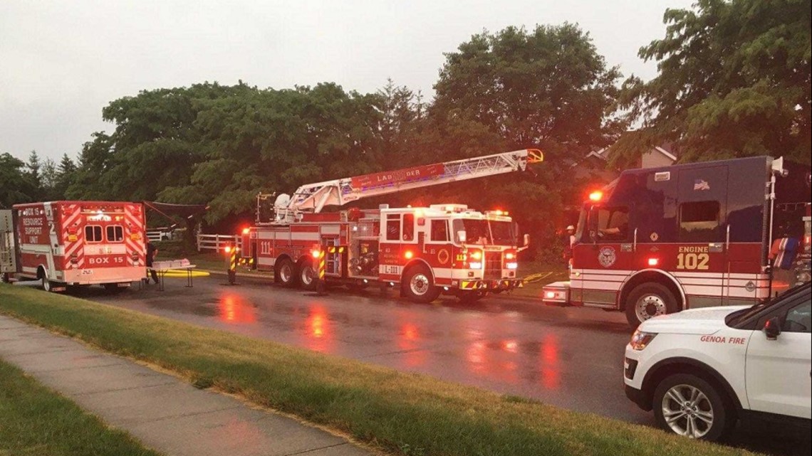 Fire damages Delaware County condo after building hit by lightning