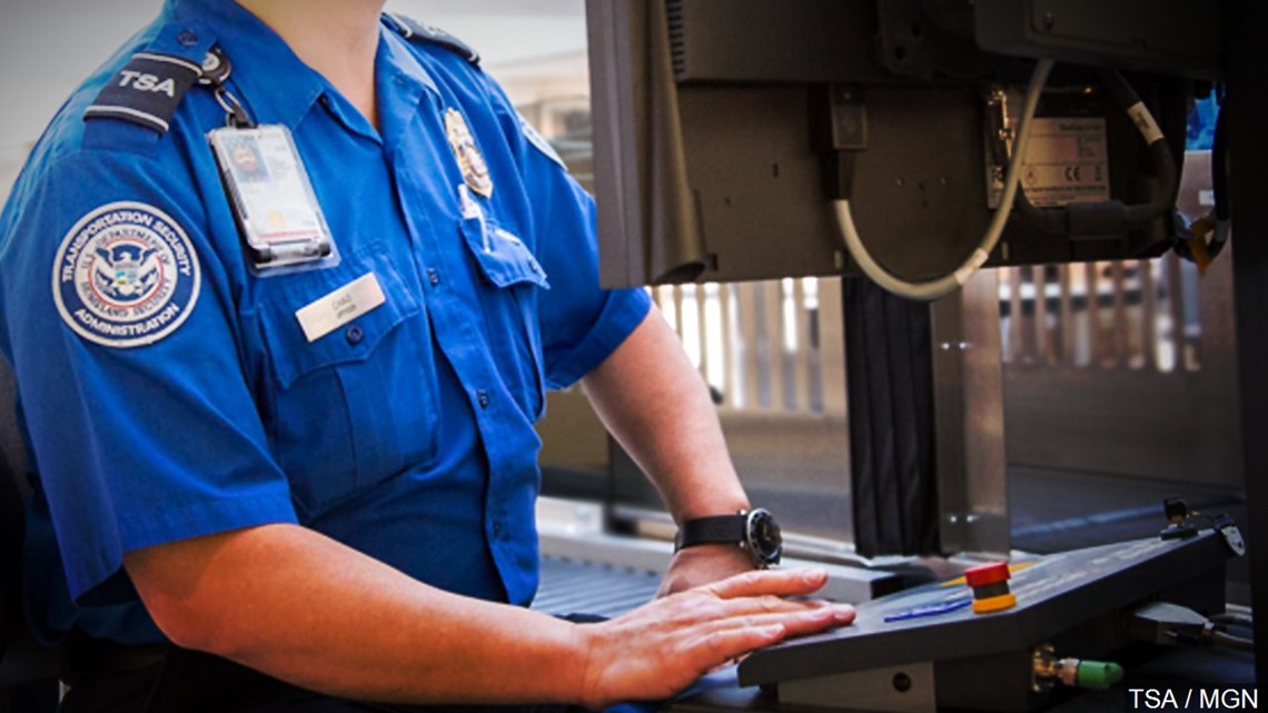 TSA tests better bombdetecting scanners for carryons