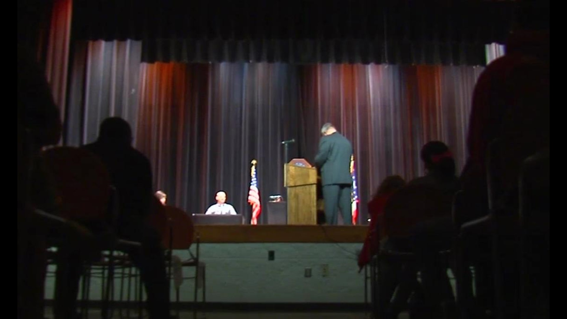 Perry County Judge Takes Court to the Classroom