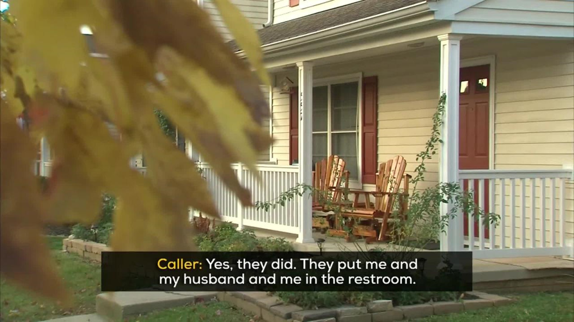 Police 3 men wearing clown masks restrain, rob residents in Columbus