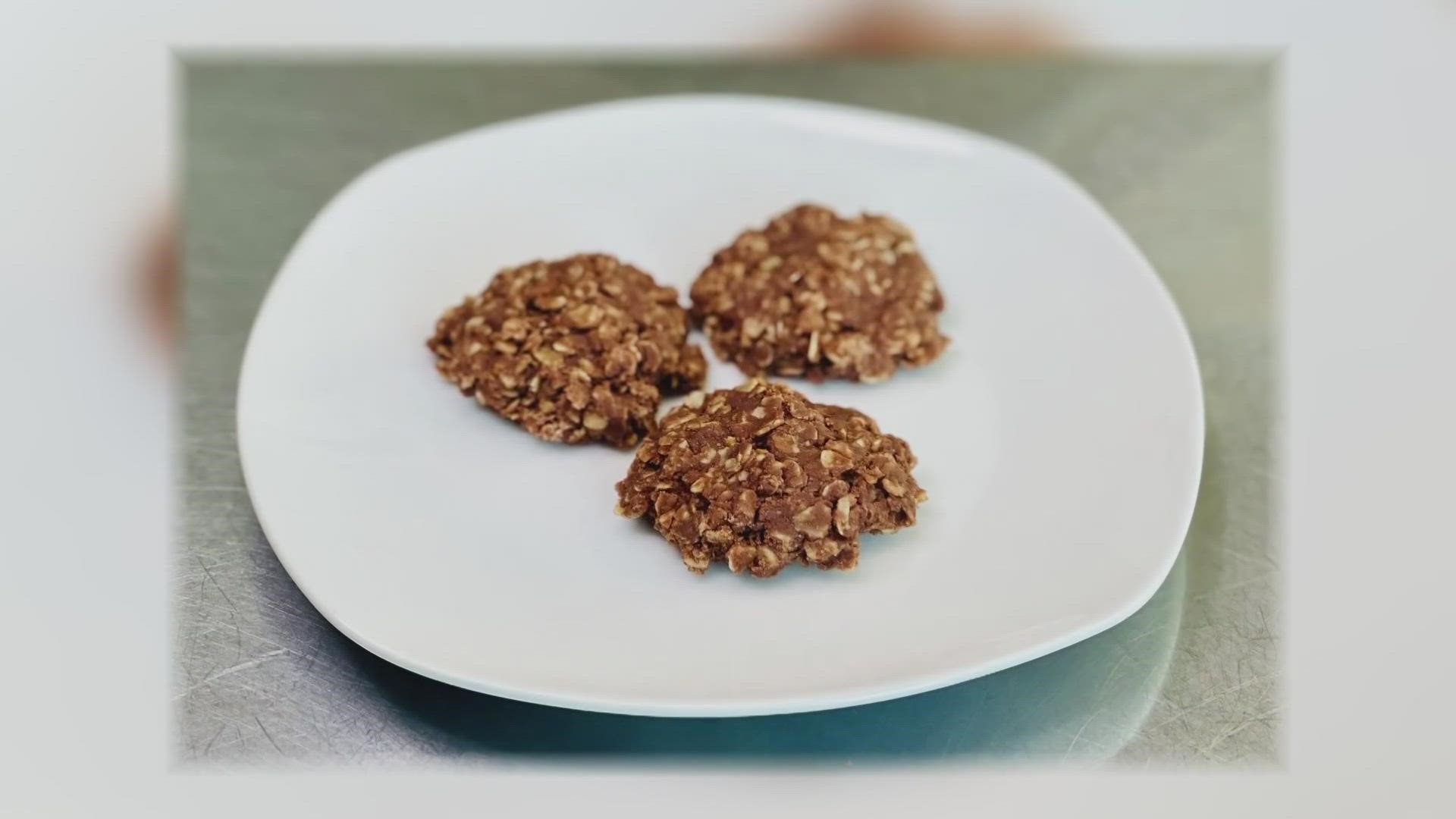 Follow along as 10TV's Brittany Bailey puts a twist on the traditional no-bake cookie!