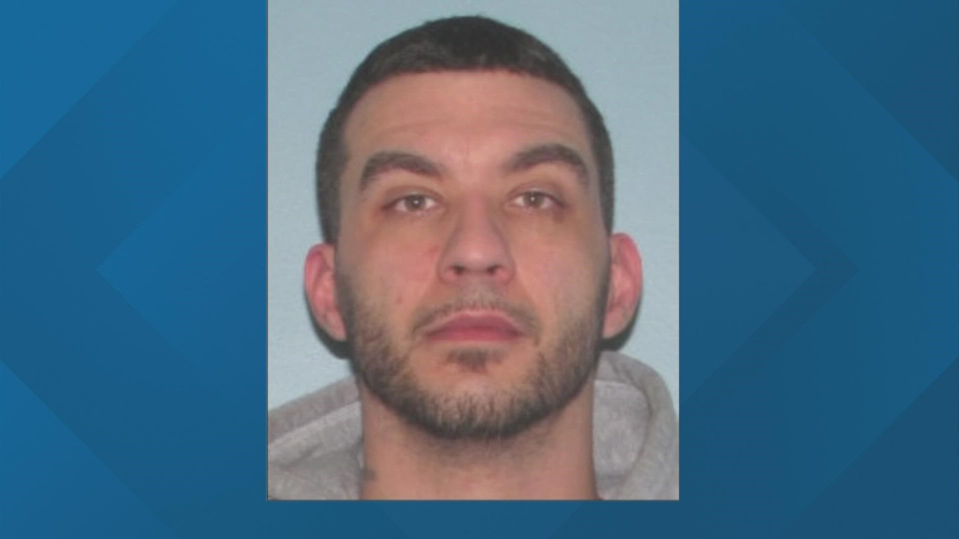 Police were serving a felony arrest warrant for Brandon Steele at a home in the 700 block of Lynn Street when Steele reportedly took off running.