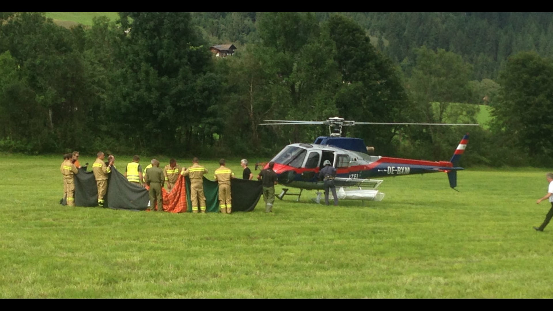8 mountain climbers die in 3 accidents in Europe's Alps