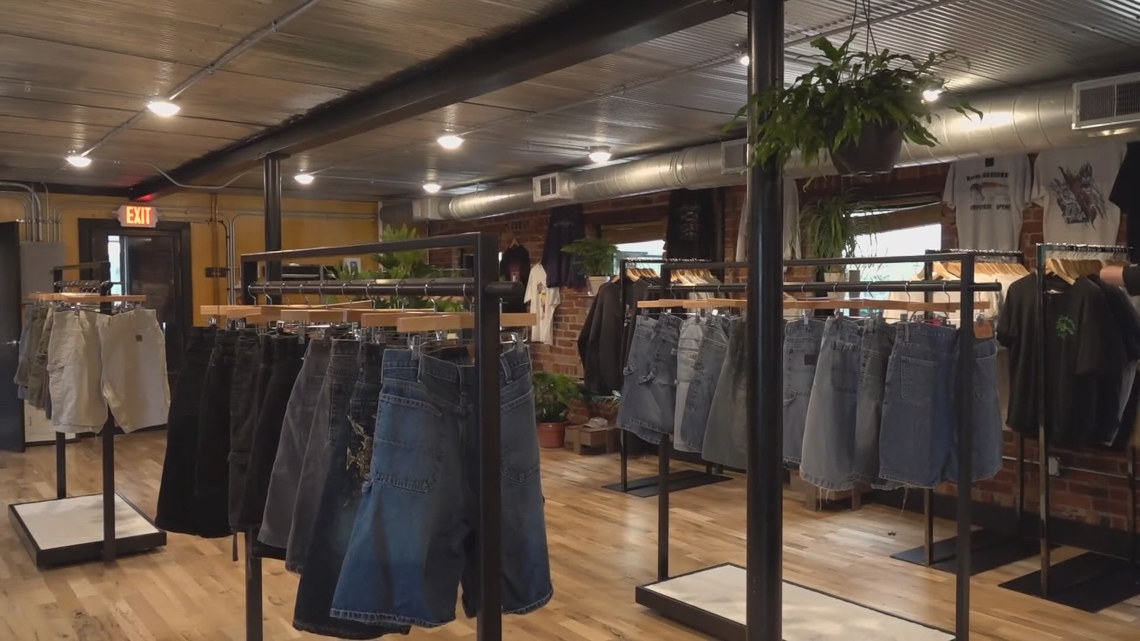 Young entrepreneurs bring sustainable fashion to downtown Columbus Luminary Vintage, located at 20 S. Front St., was founded by two 20-year-old entrepreneurs and is stepping into the city’s growing small business scene.