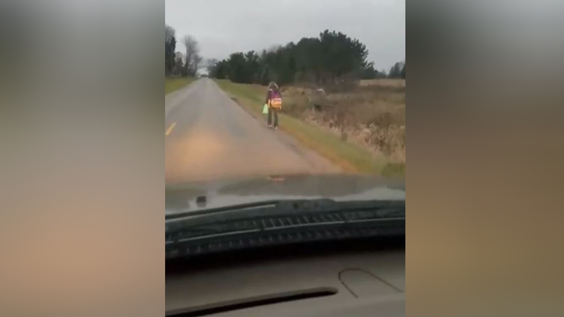 Ohio Dad Makes Daughter Walk 5 Miles To School After Shes Kicked Off Bus For Bullying 
