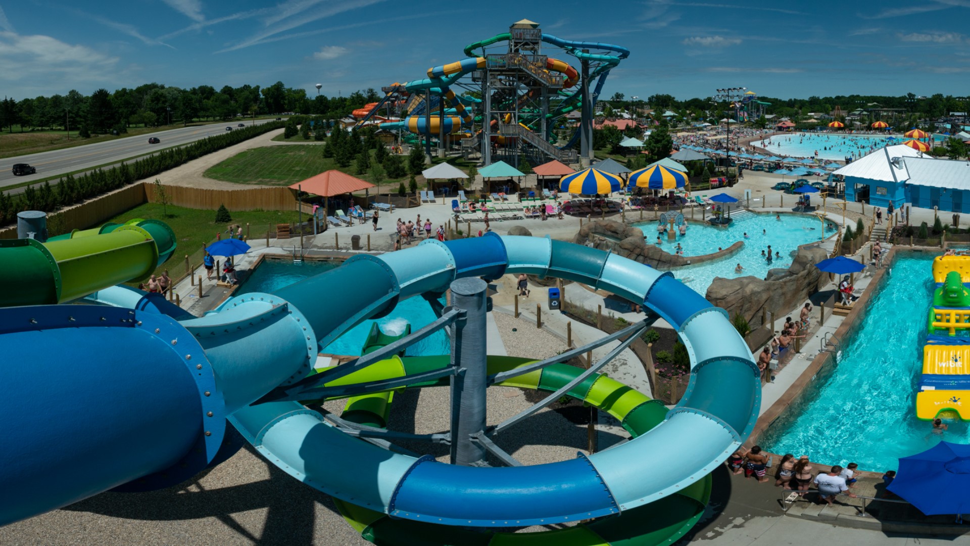 The waterpark will be open for all guests and season pass holders from 10:30 a.m. to 6 p.m. on Saturday and Sunday.