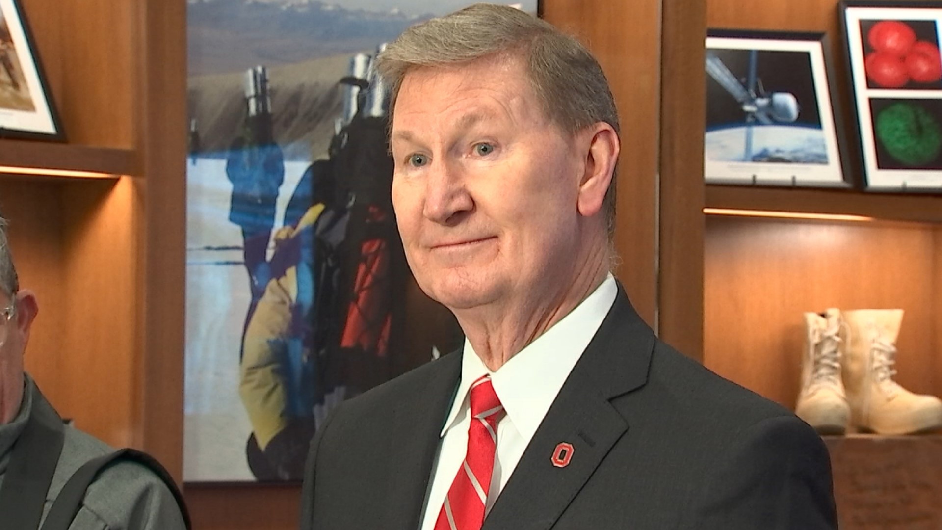 Ohio State new president Ted Carter to campus