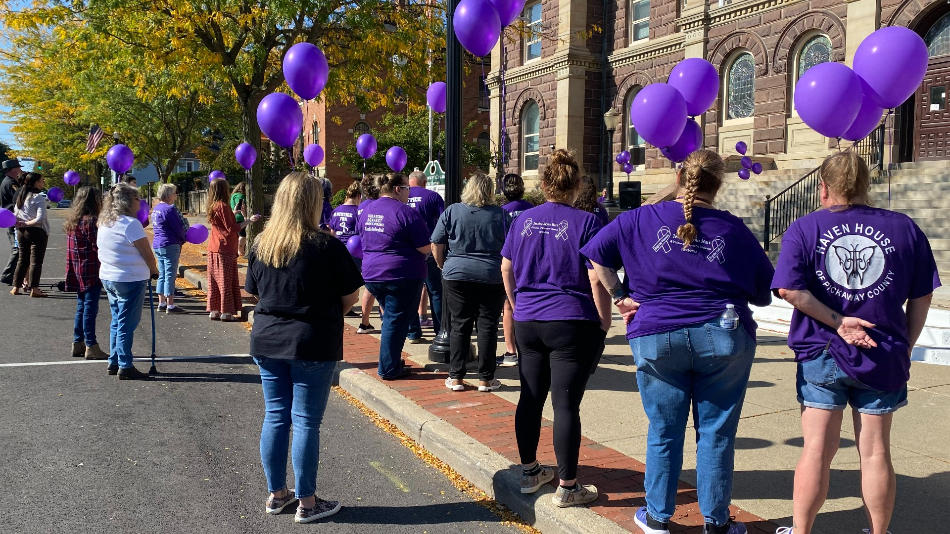 Domestic Violence Silent Victims March Held In Pickaway County | 10tv.com