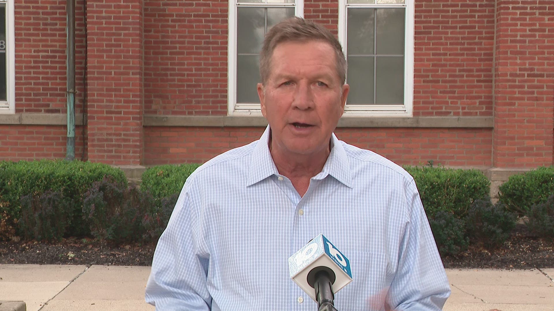 Former Ohio Gov. John Kasich talked with 10TV's Angela Reighard ahead of Tuesday night's presidential debate.