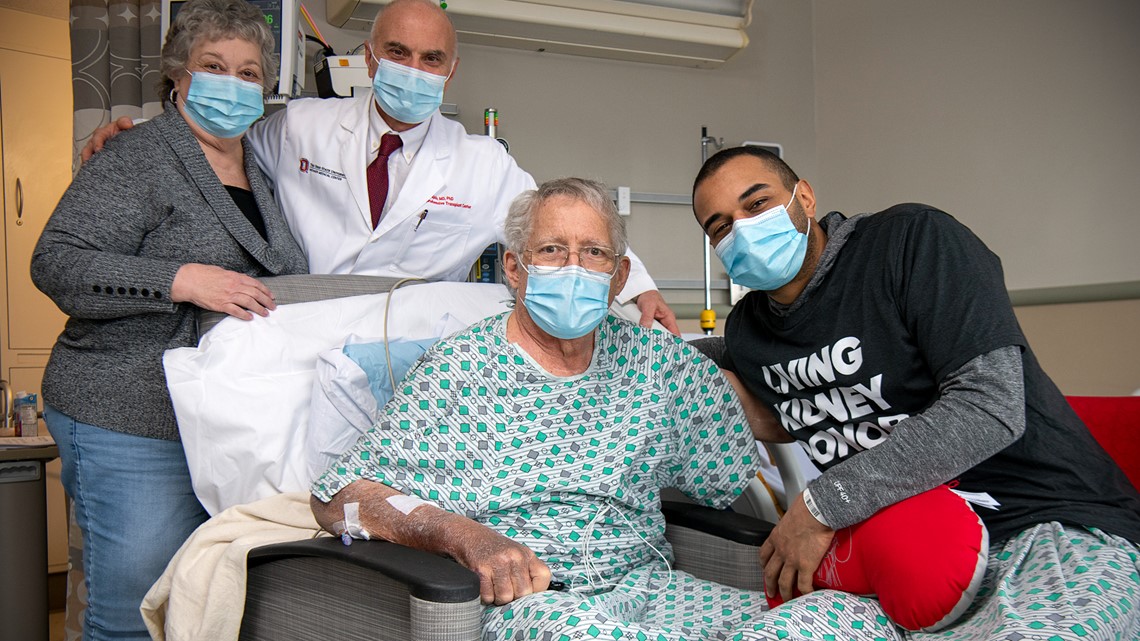 Shelby County man has kidneys donated by wife and son - Vimarsana News