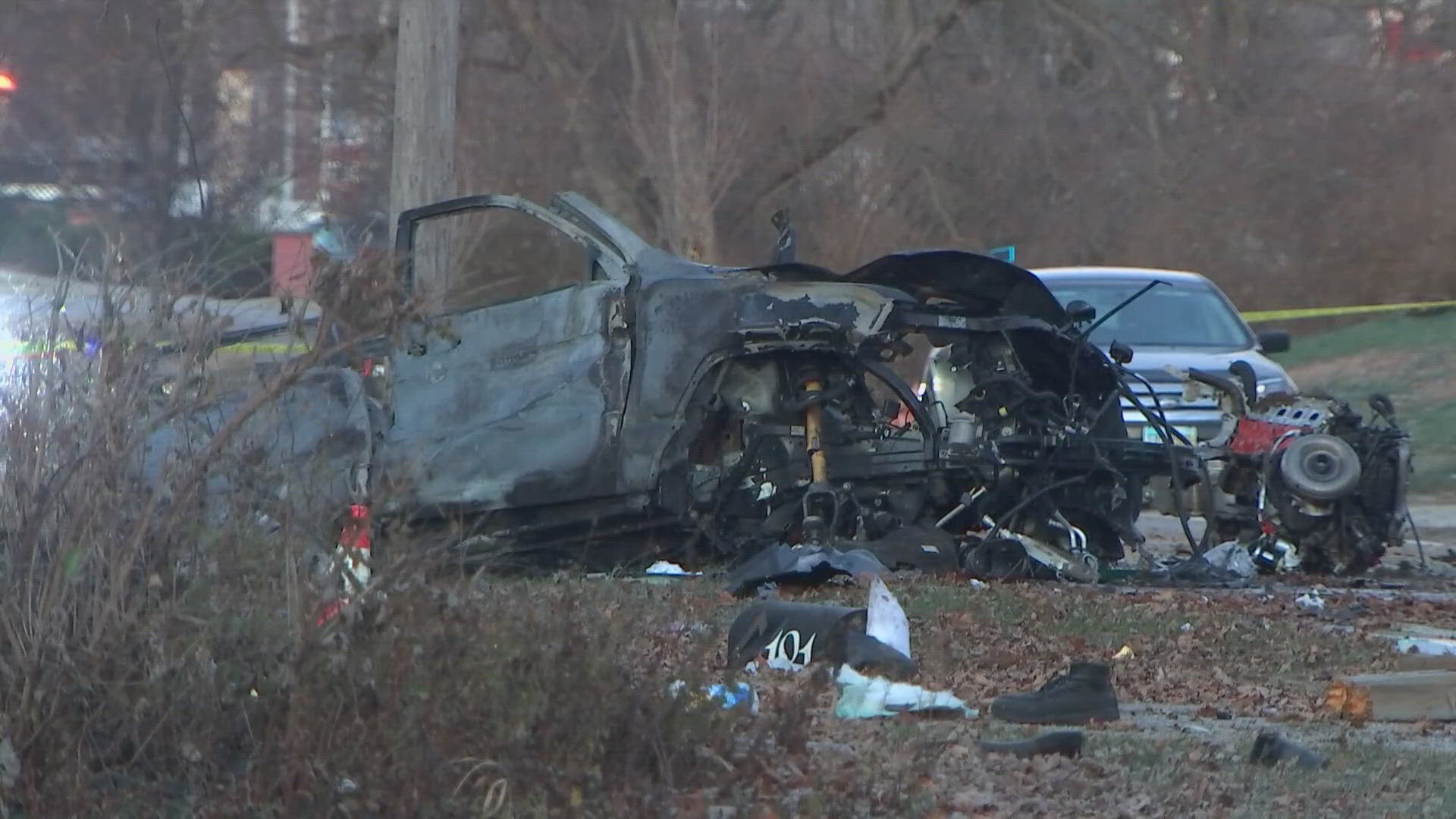 Police: 1 injured, 2 dead in south Columbus crash | 10tv.com