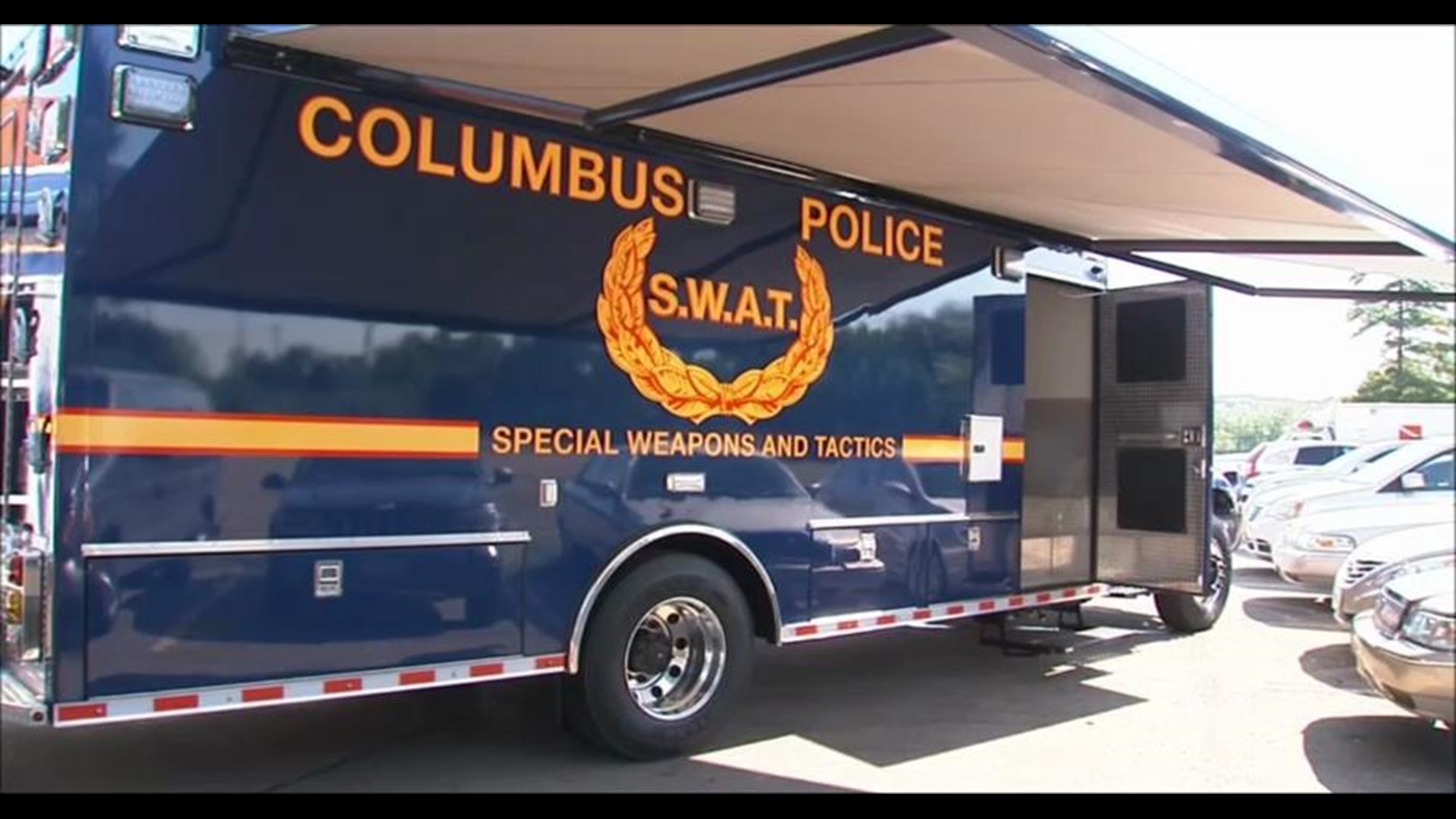 Columbus SWAT Team Unveils New Mobile Command Center